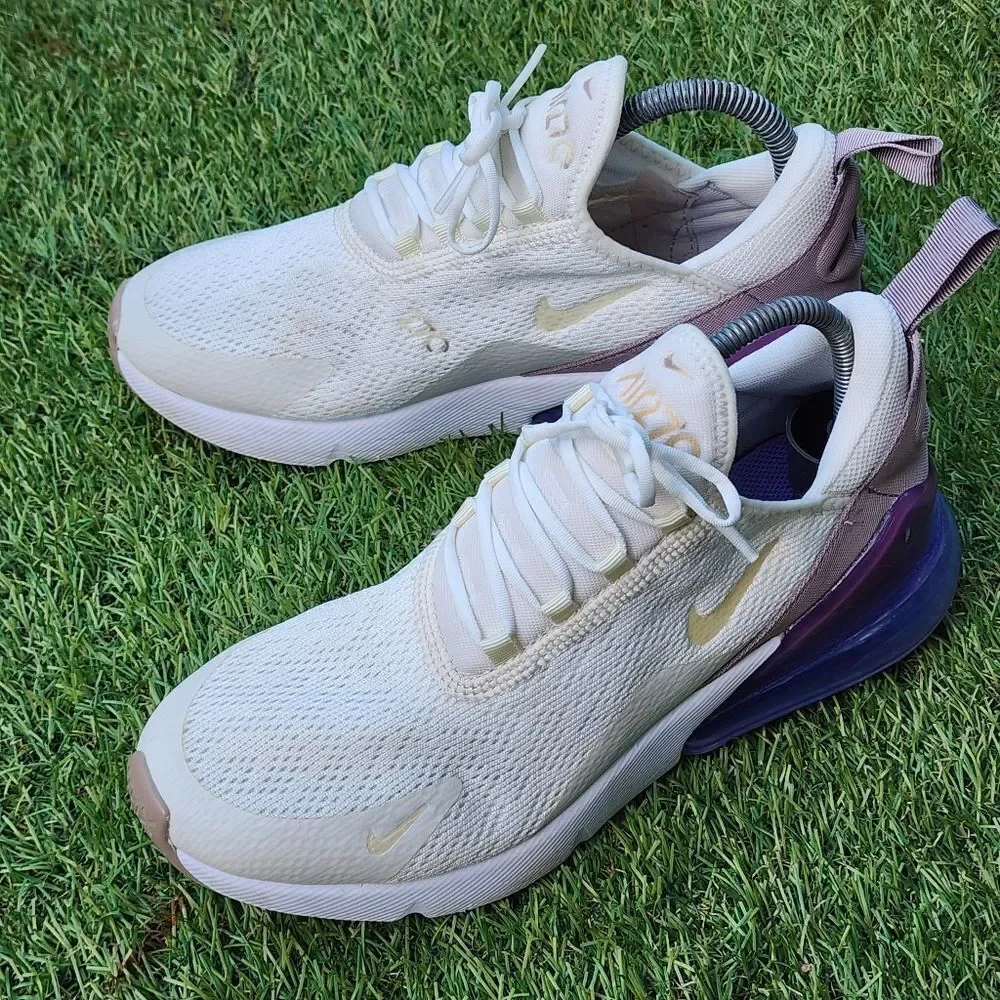 NIKE AIR MAX 270 - Women's Sneakers - SIZE 7.5
